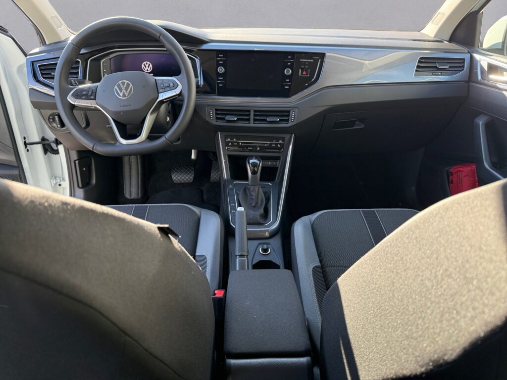 VW Polo Exposé-Bild 10