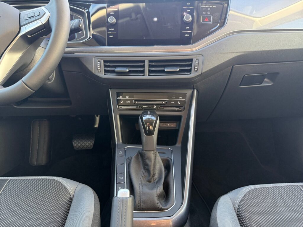 VW Polo Exposé-Bild 11