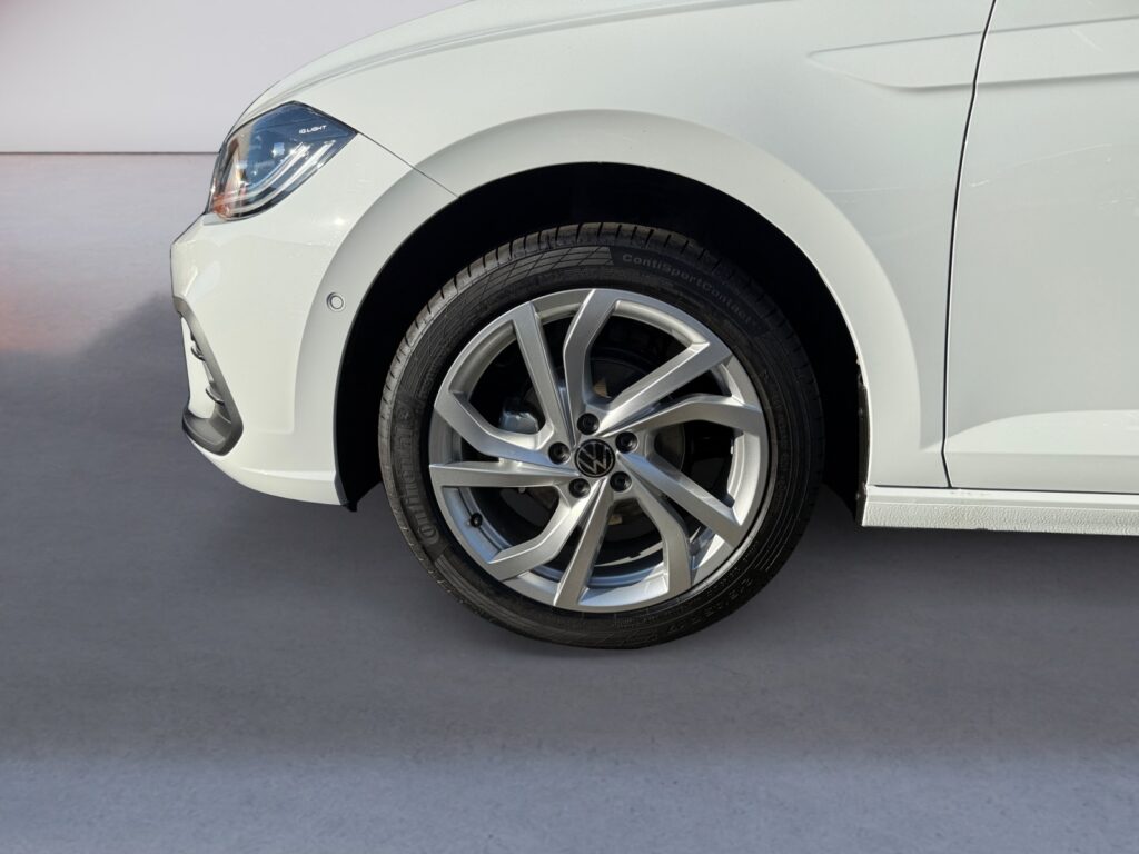 VW Polo Exposé-Bild 14