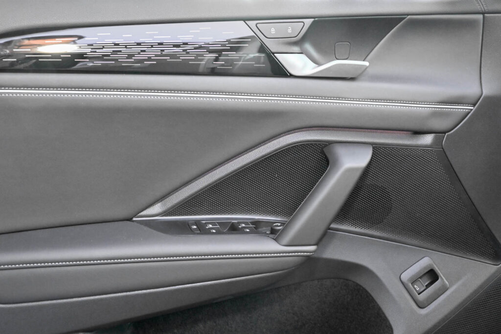 VW Tayron Exposé-Bild 15