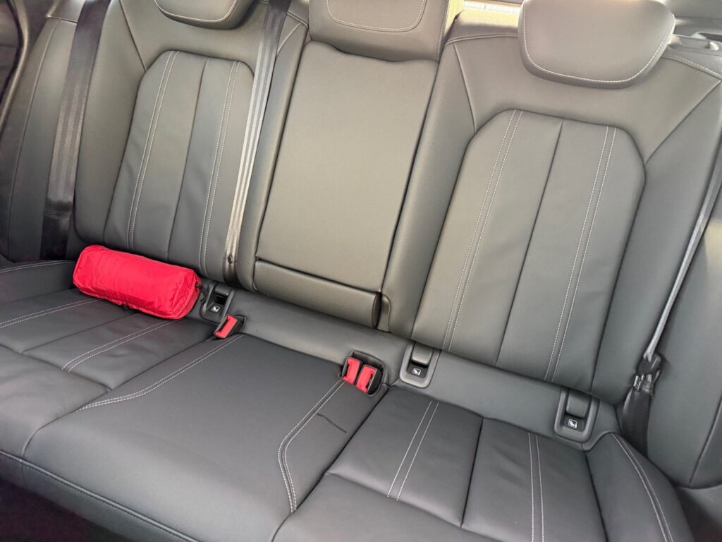 Audi Q4 Exposé-Bild 13