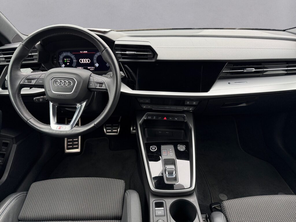 Audi A3 Exposé-Bild 10