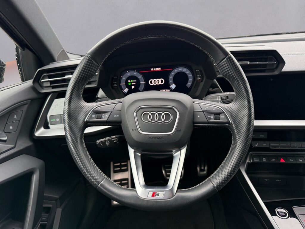 Audi A3 Exposé-Bild 12
