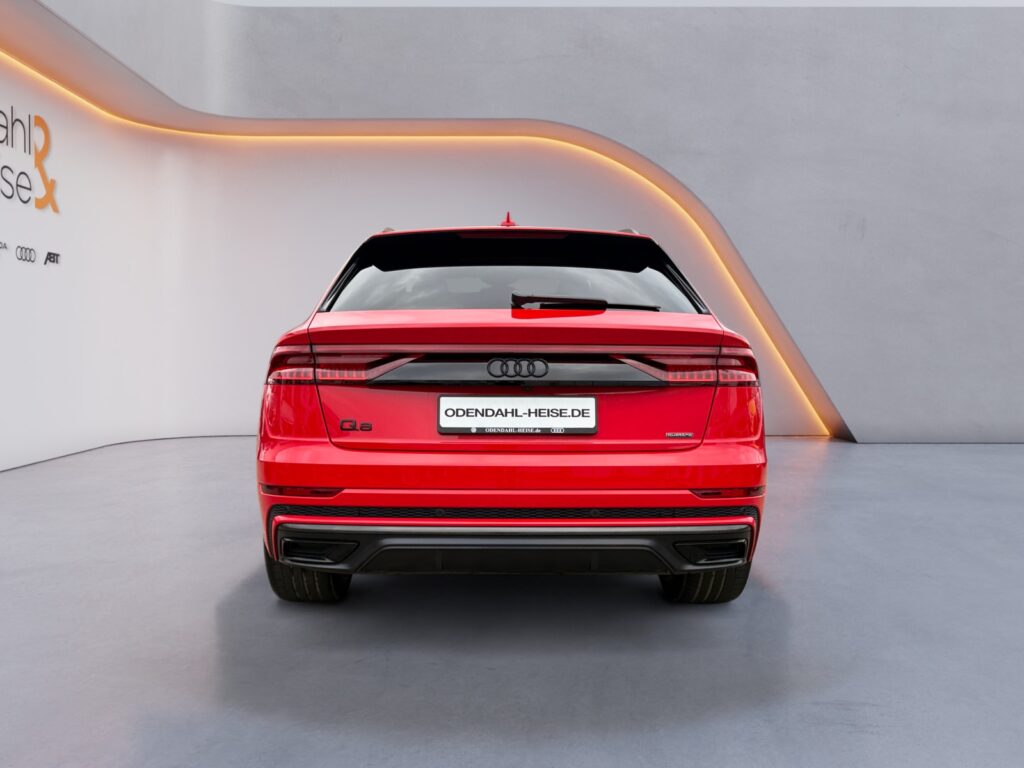 Audi Q8 Exposé-Bild 4