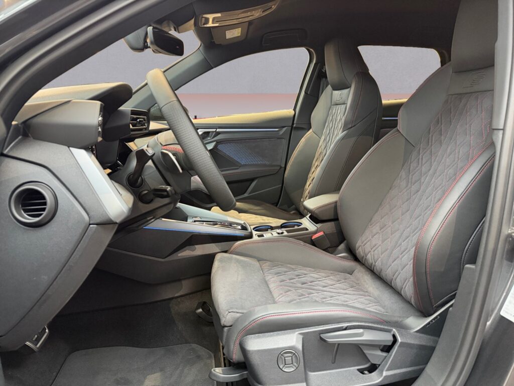 Audi A3 Exposé-Bild 9