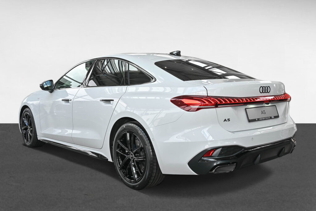 Audi A5 Exposé-Bild 4