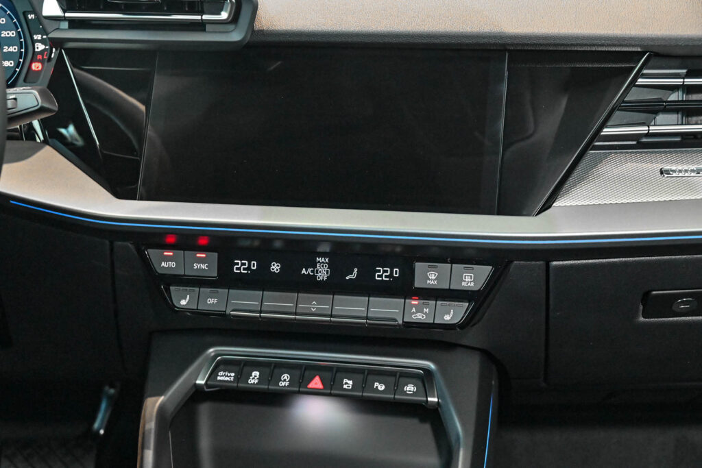 Audi A3 Exposé-Bild 14