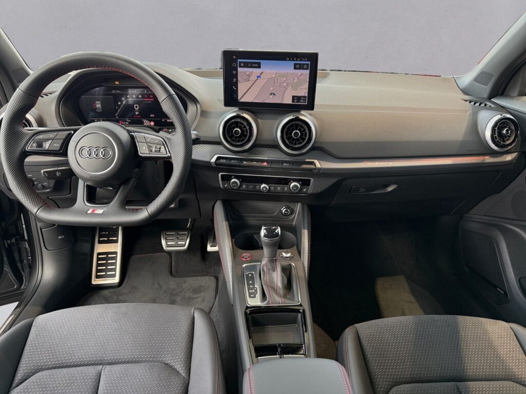 Audi SQ2 Exposé-Bild 10