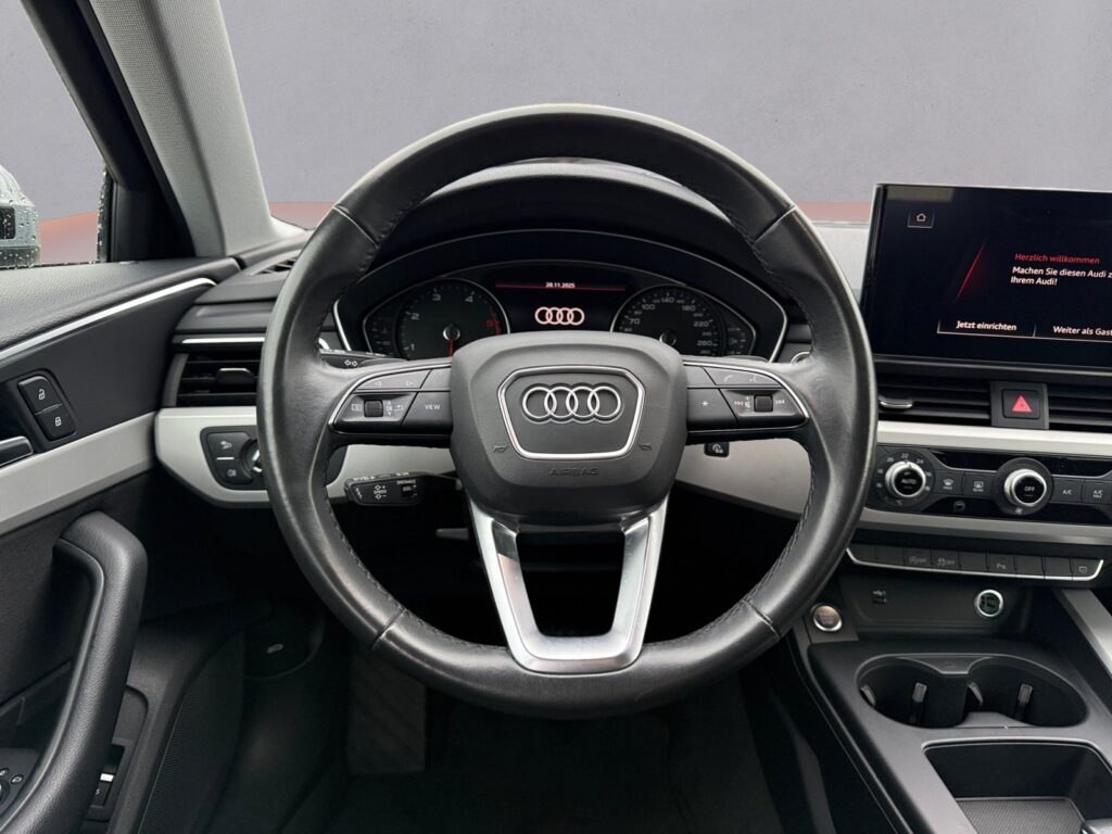 Audi A4 Exposé-Bild 12