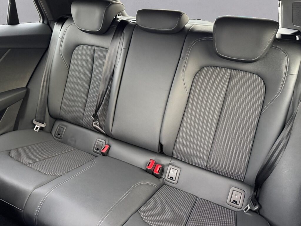 Audi Q2 Exposé-Bild 13