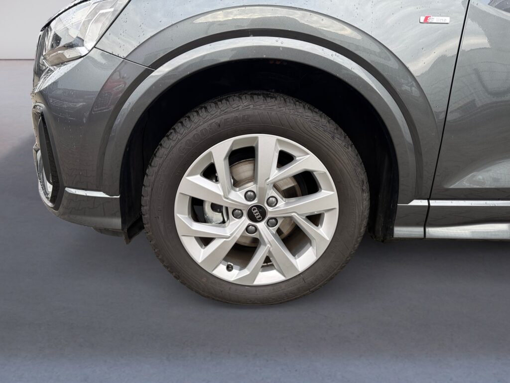 Audi Q2 Exposé-Bild 14