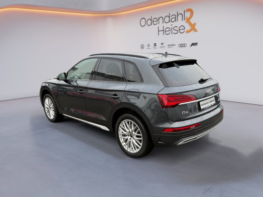 Audi Q5 Exposé-Bild 3