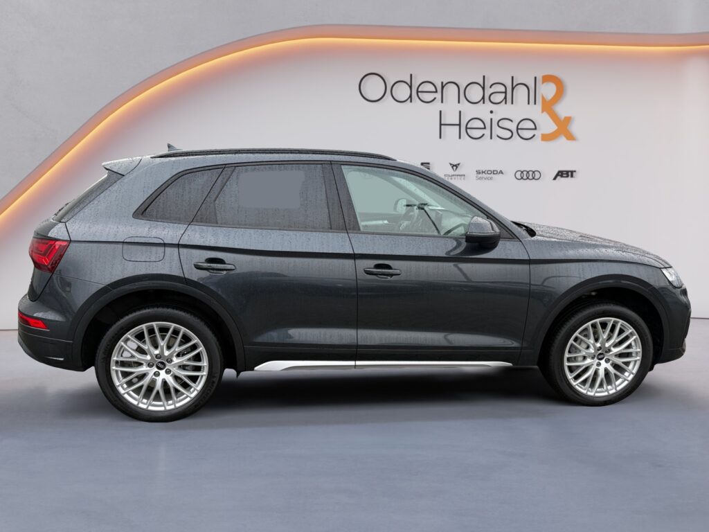 Audi Q5 Exposé-Bild 6