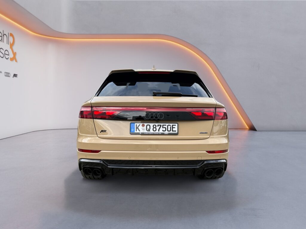 Audi Q8 Exposé-Bild 4