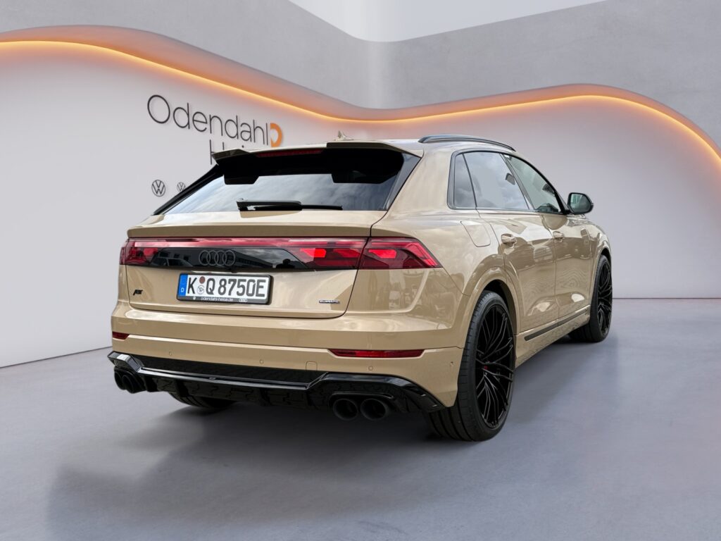 Audi Q8 Exposé-Bild 5