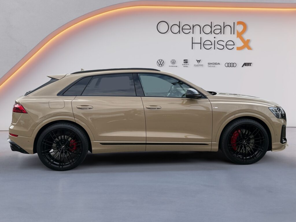 Audi Q8 Exposé-Bild 6