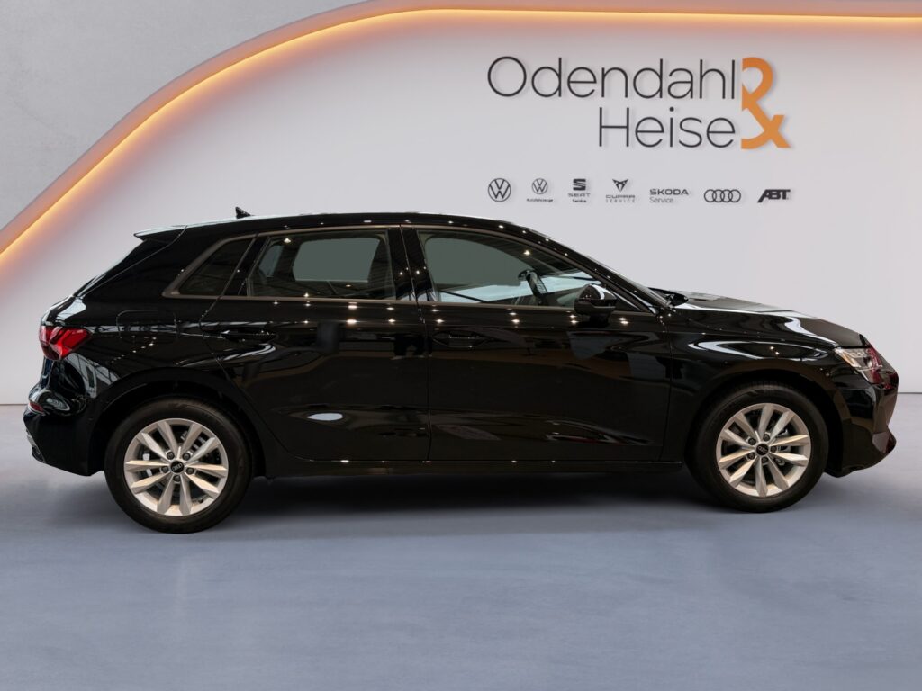 Audi A3 Exposé-Bild 6