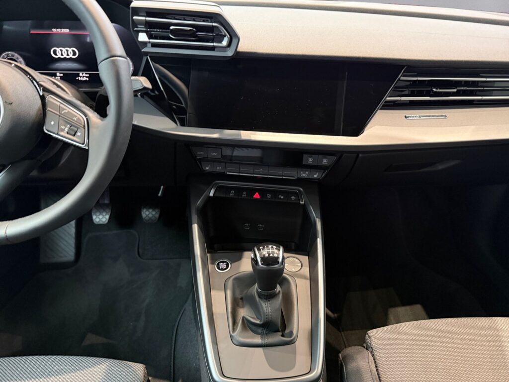 Audi A3 Exposé-Bild 11