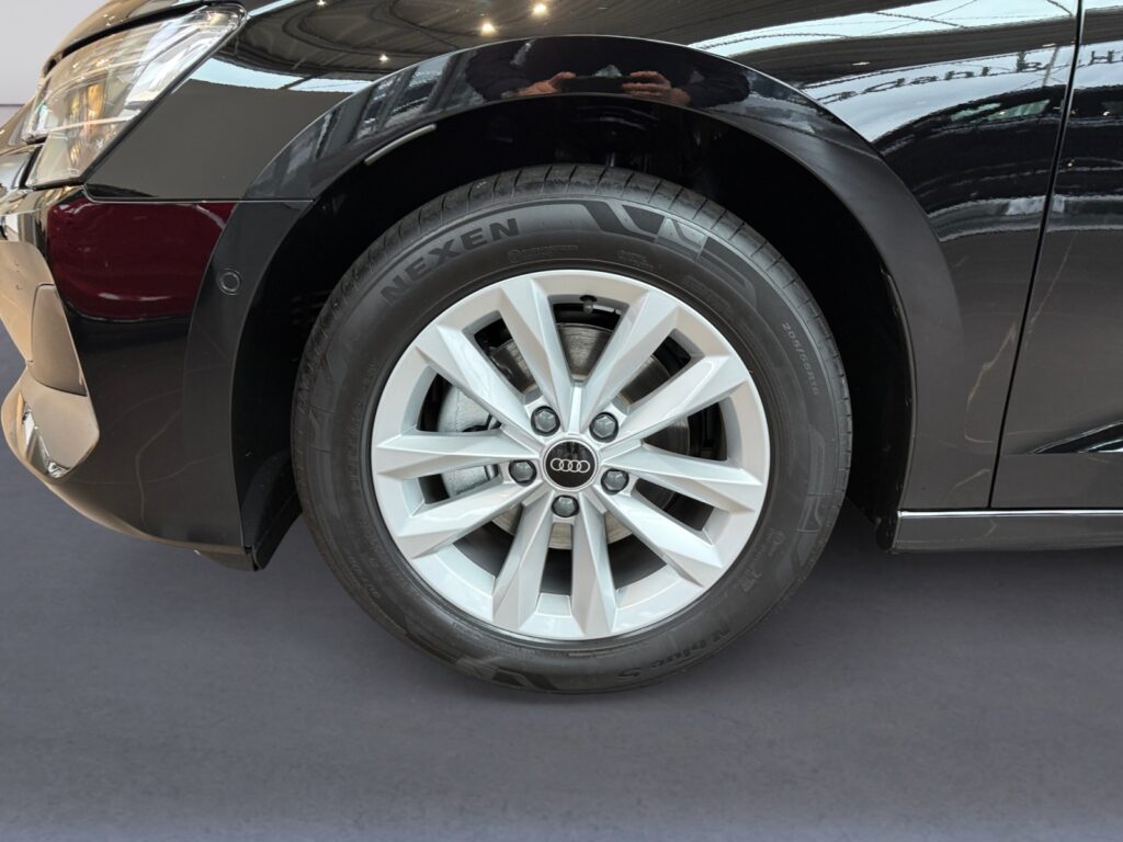 Audi A3 Exposé-Bild 14