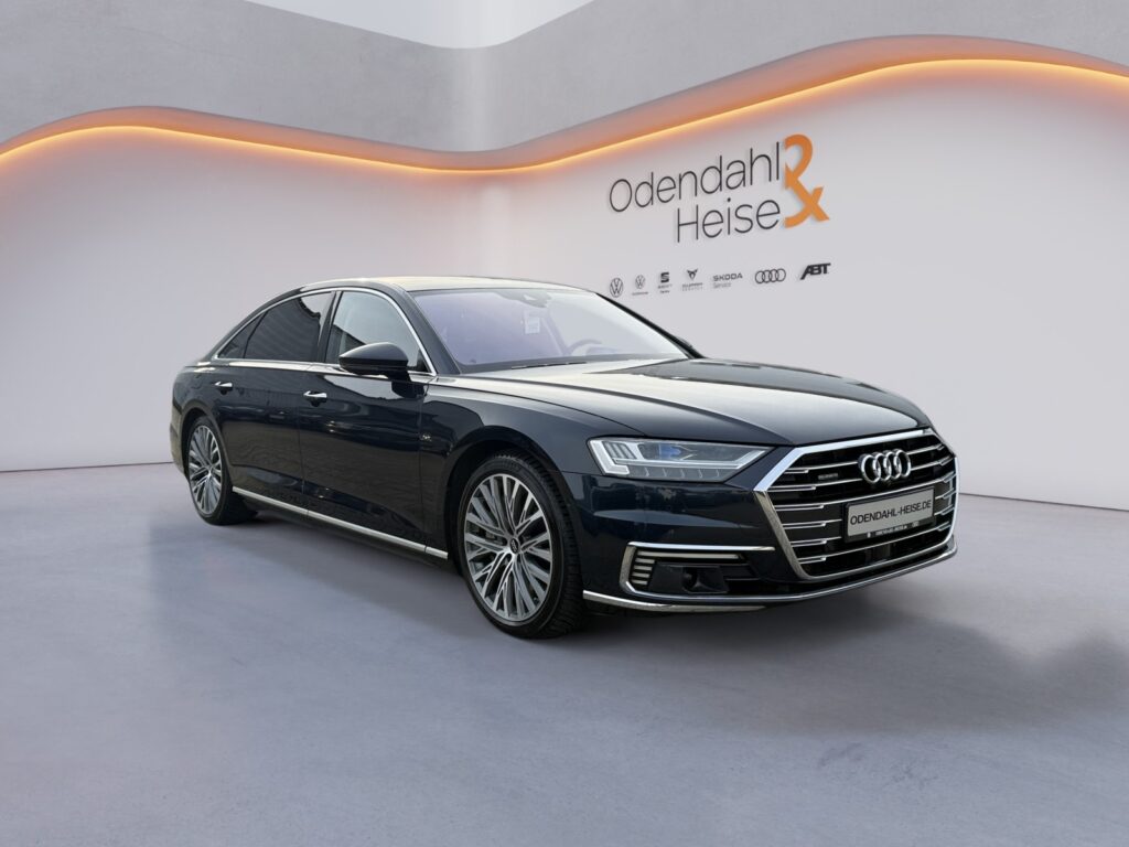 Audi A8 Exposé-Bild 7