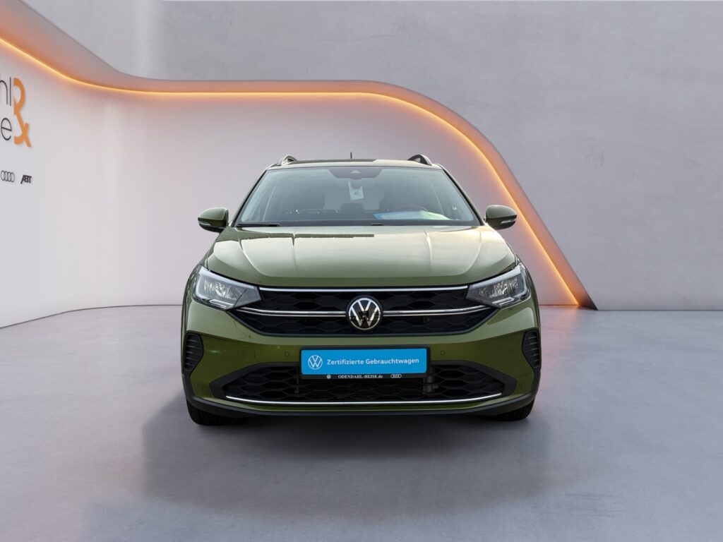 VW Taigo Exposé-Bild 8