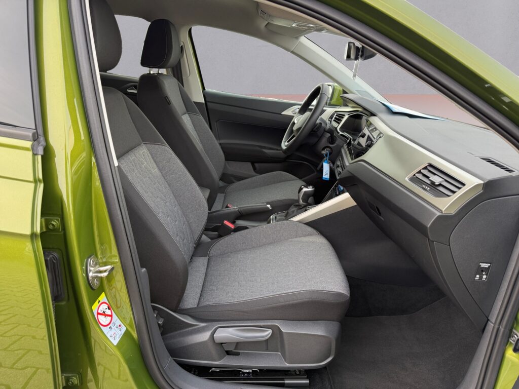 VW Taigo Exposé-Bild 15