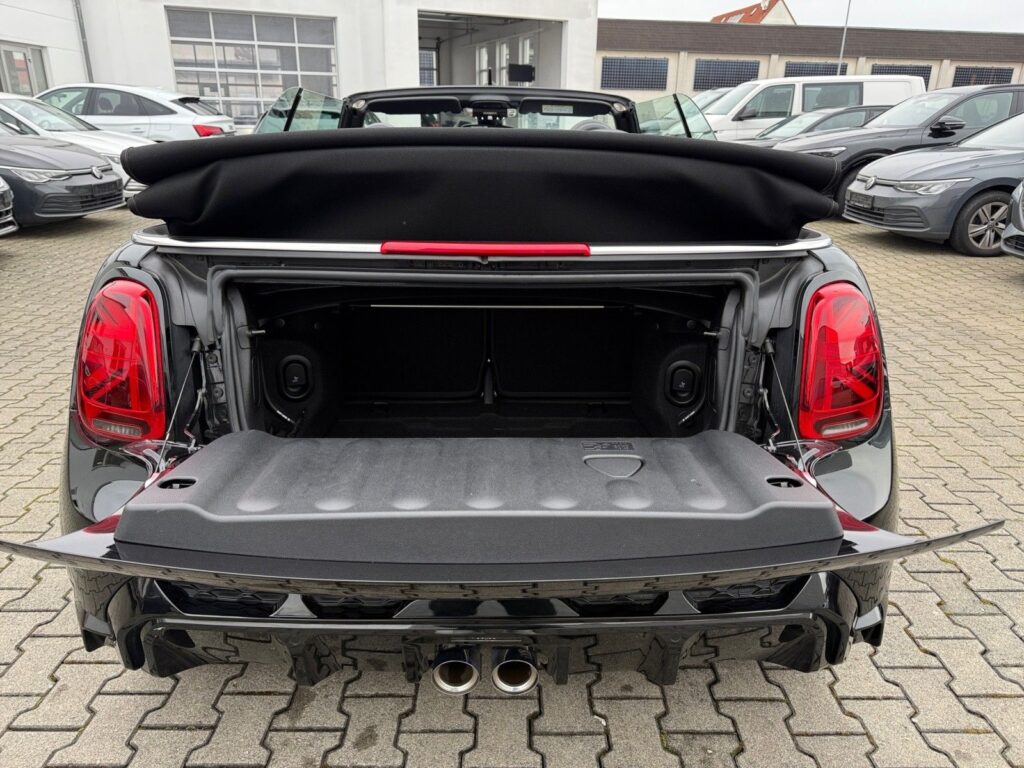 Mini JOHN_COOPER_WORKS_CABRIO Exposé-Bild 16