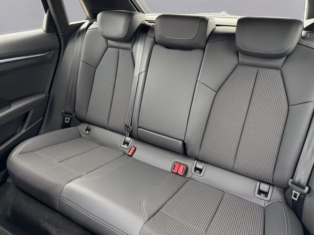 Audi A3 Exposé-Bild 13