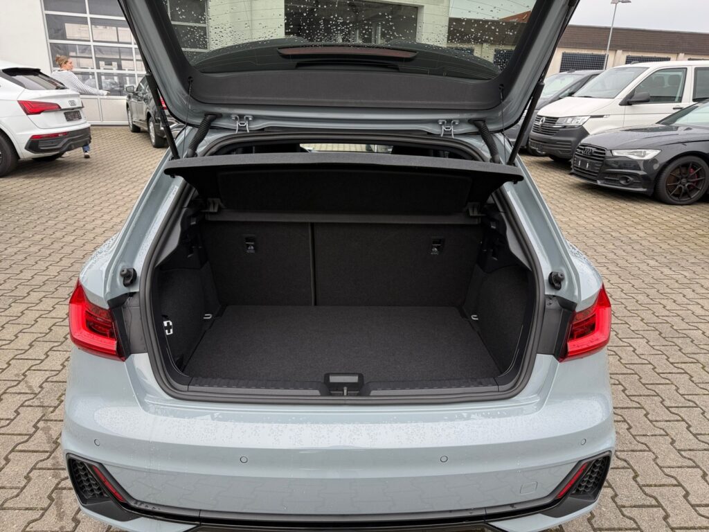 Audi A1 Exposé-Bild 16