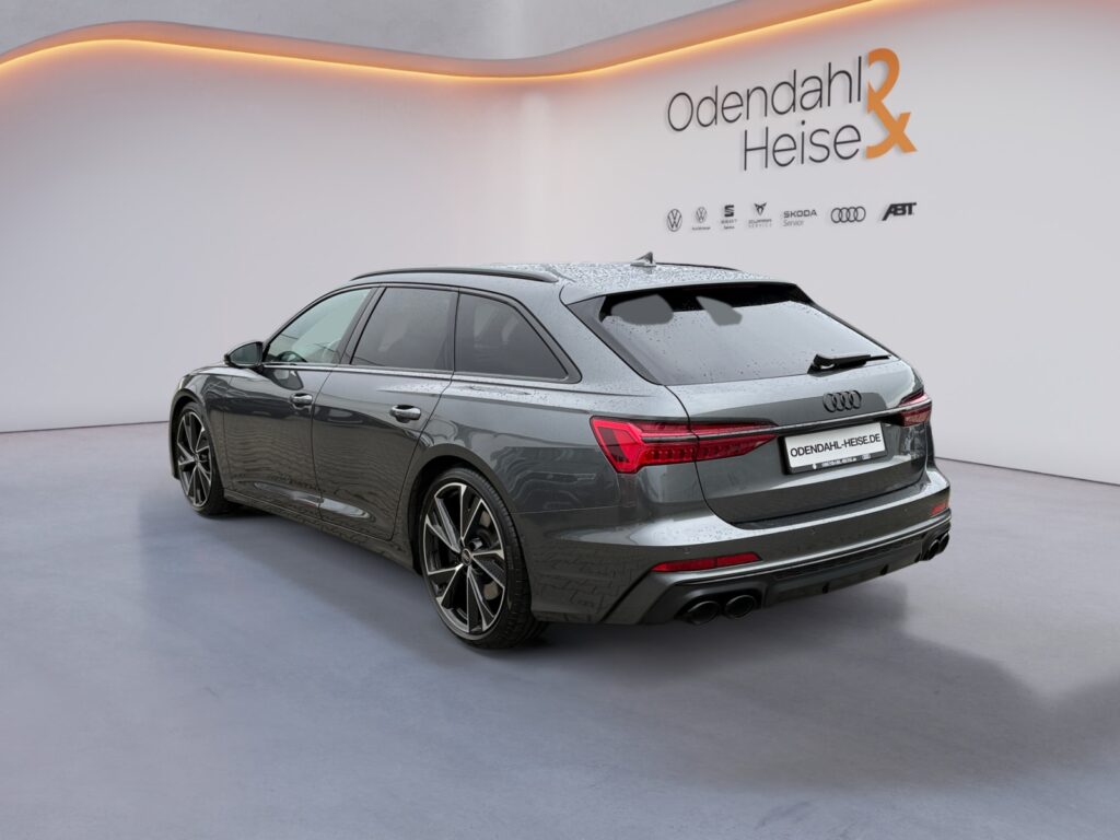 Audi S6 Exposé-Bild 3