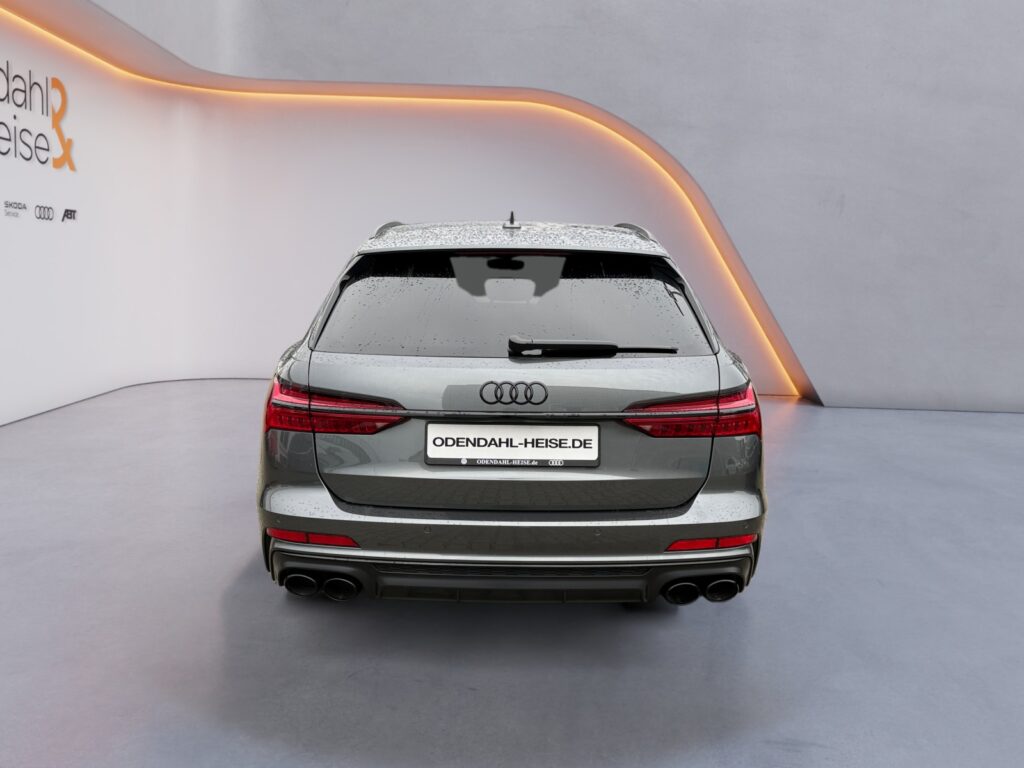 Audi S6 Exposé-Bild 4