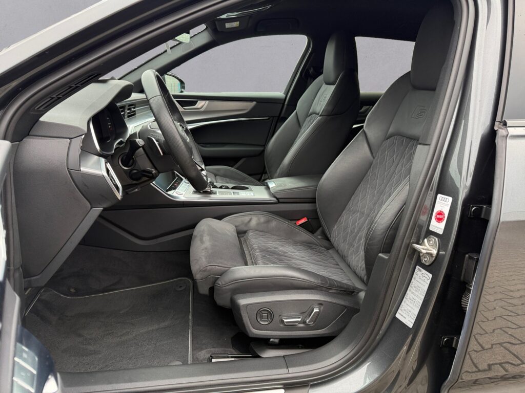 Audi S6 Exposé-Bild 9