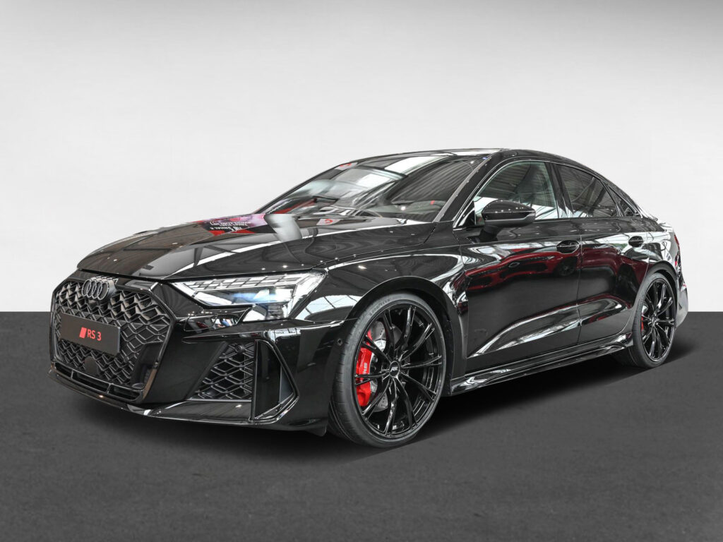 Audi RS3 Exposé-Bild 1