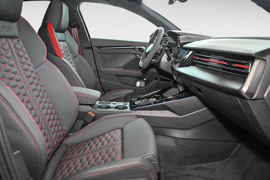 Audi RS3 Exposé-Bild 7