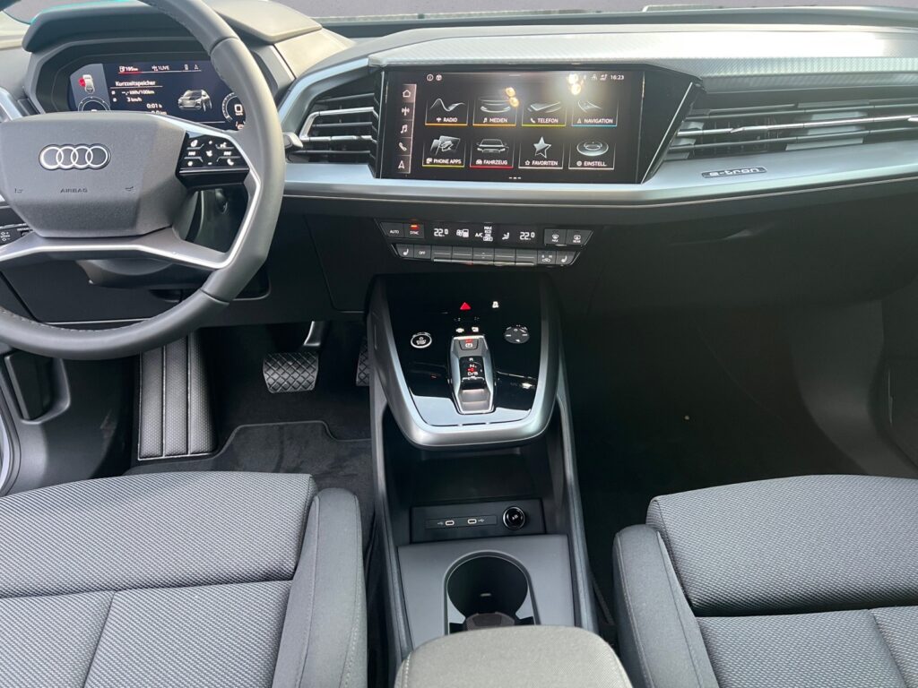 Audi Q4 e-tron Exposé-Bild 10