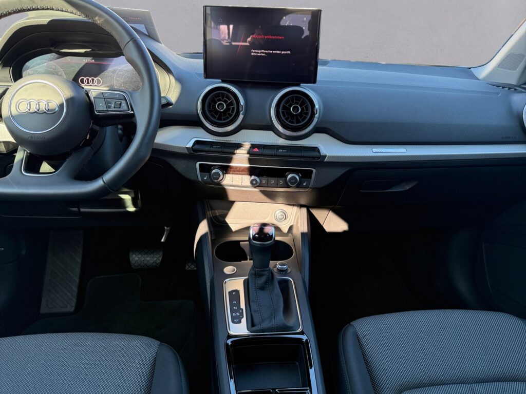 Audi Q2 Exposé-Bild 11