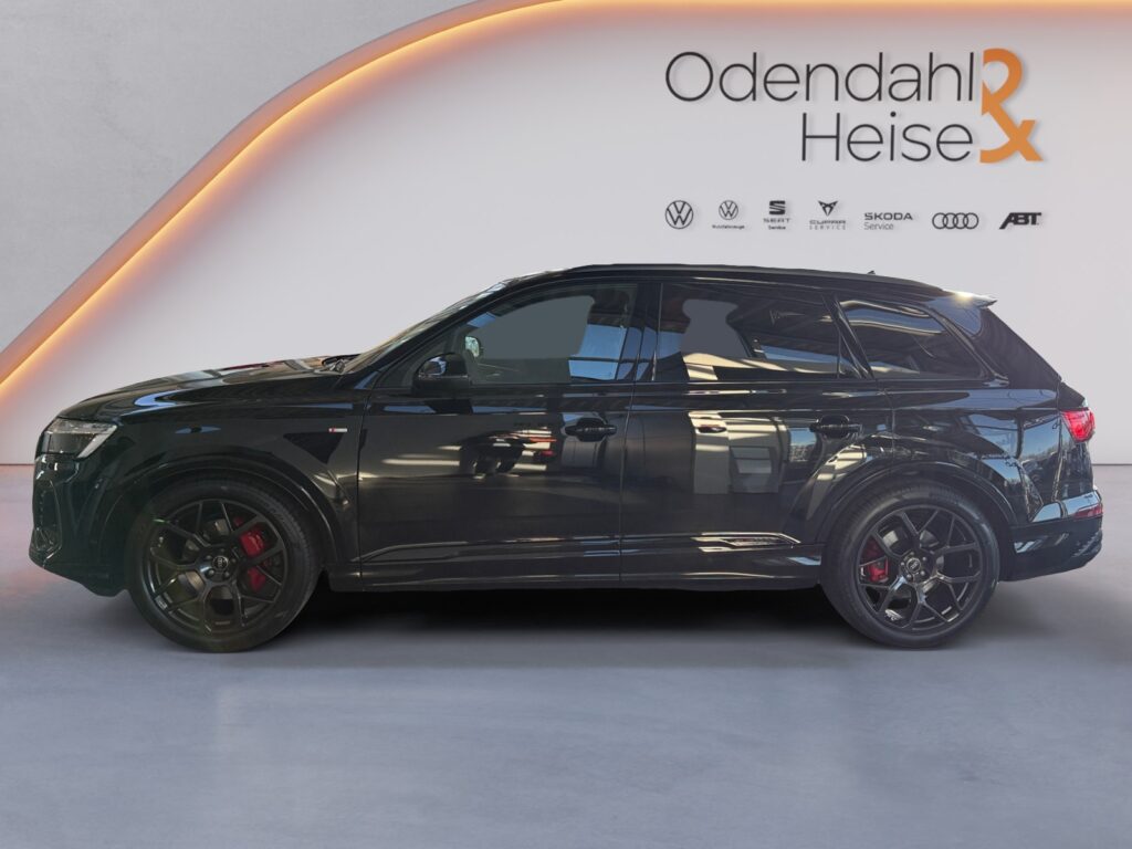 Audi Q7 Exposé-Bild 2