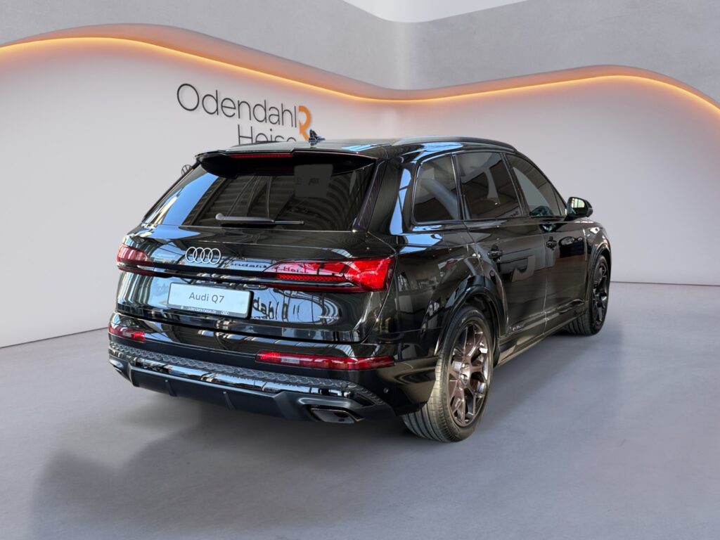 Audi Q7 Exposé-Bild 5