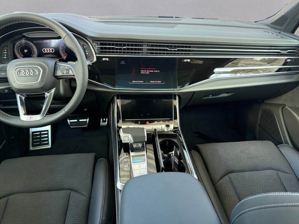 Audi Q7 Exposé-Bild 10