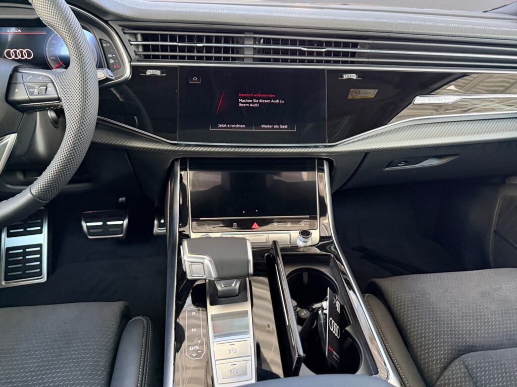 Audi Q7 Exposé-Bild 11