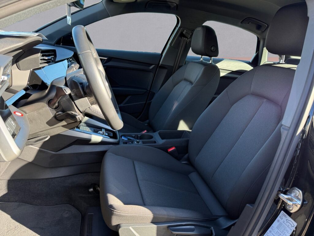 Audi A3 Exposé-Bild 9