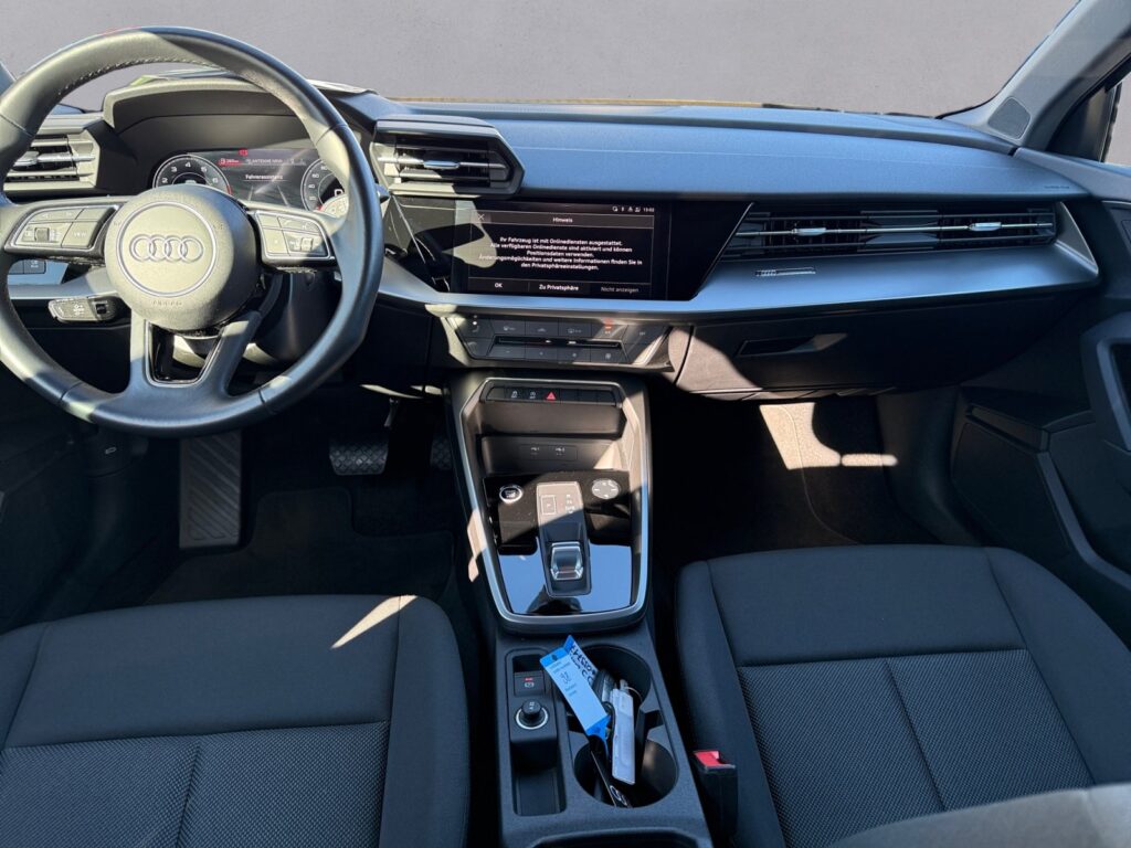 Audi A3 Exposé-Bild 10