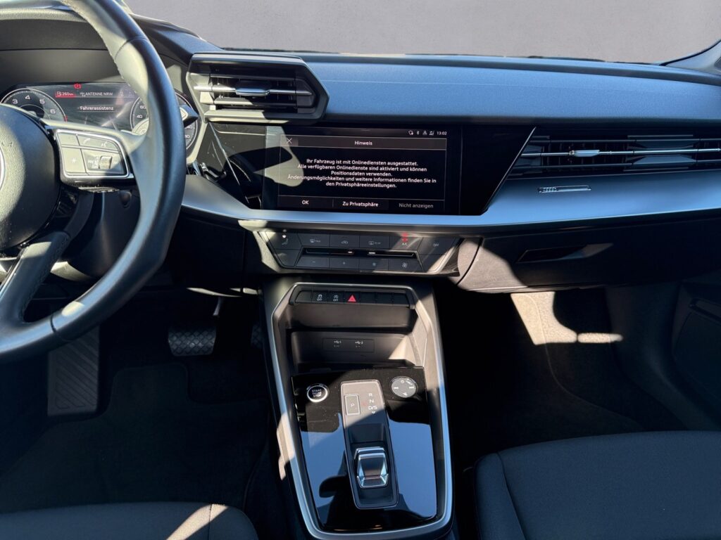 Audi A3 Exposé-Bild 11