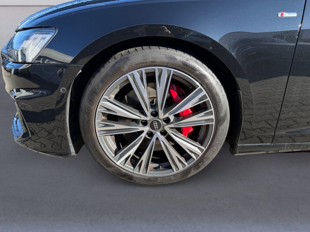 Audi A6 Exposé-Bild 14