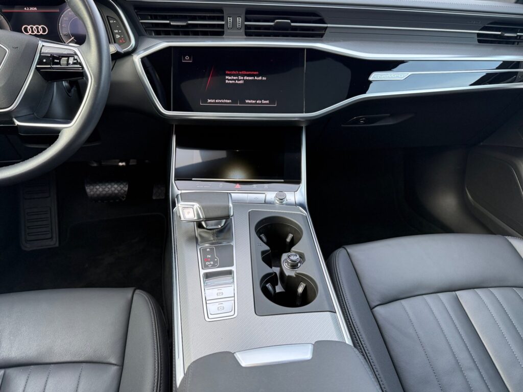 Audi A6 Exposé-Bild 11