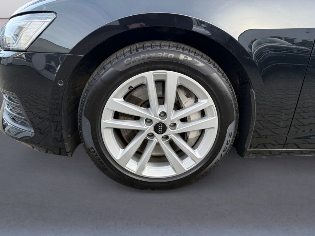 Audi A6 Exposé-Bild 14