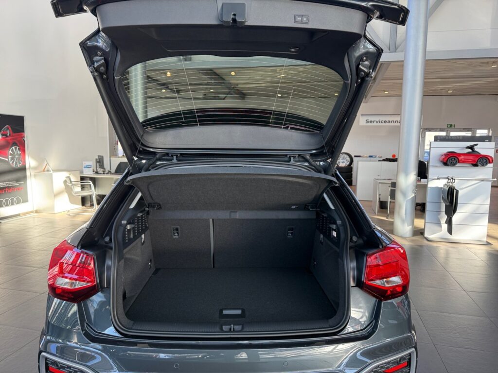 Audi Q2 Exposé-Bild 16