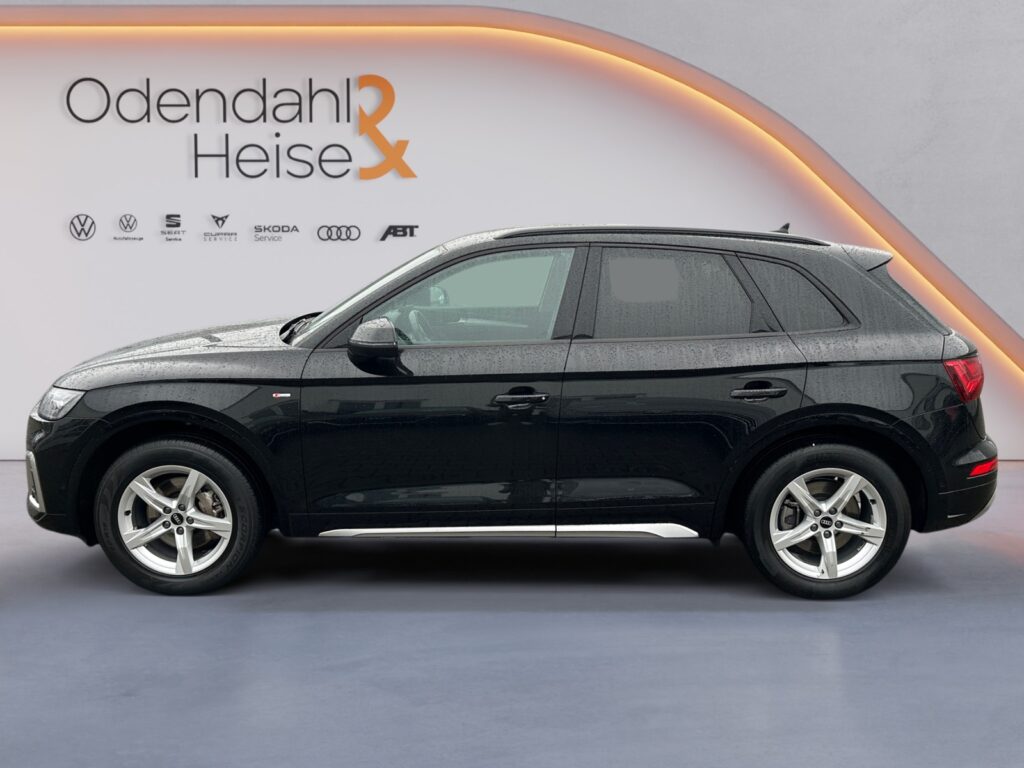 Audi Q5 Exposé-Bild 2