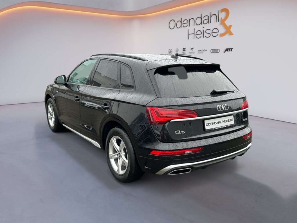Audi Q5 Exposé-Bild 3
