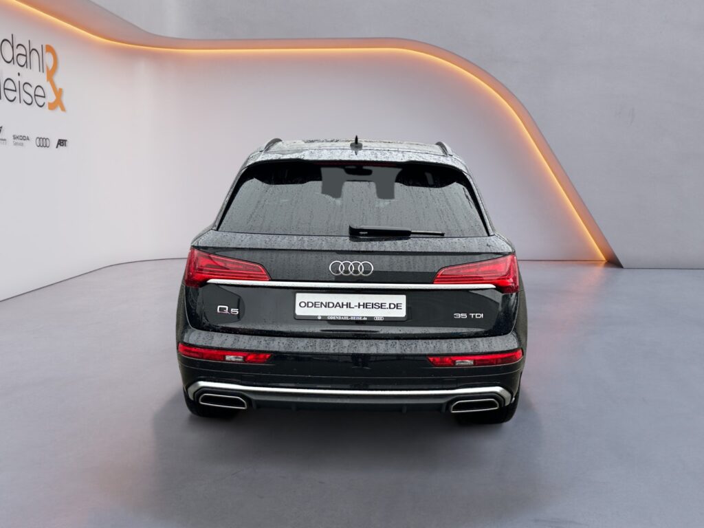 Audi Q5 Exposé-Bild 4